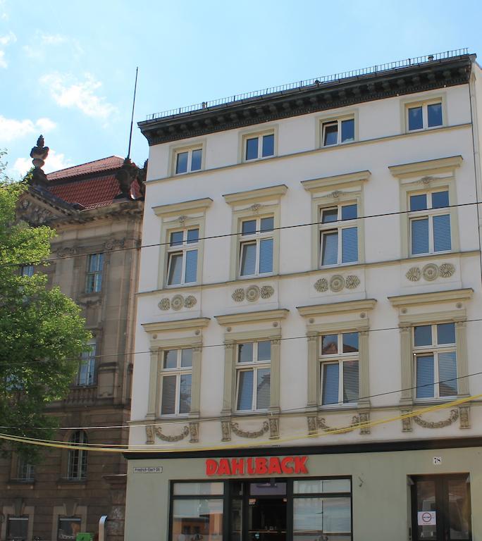 Bett-Point Am Rathaus Affittacamere Potsdam Esterno foto